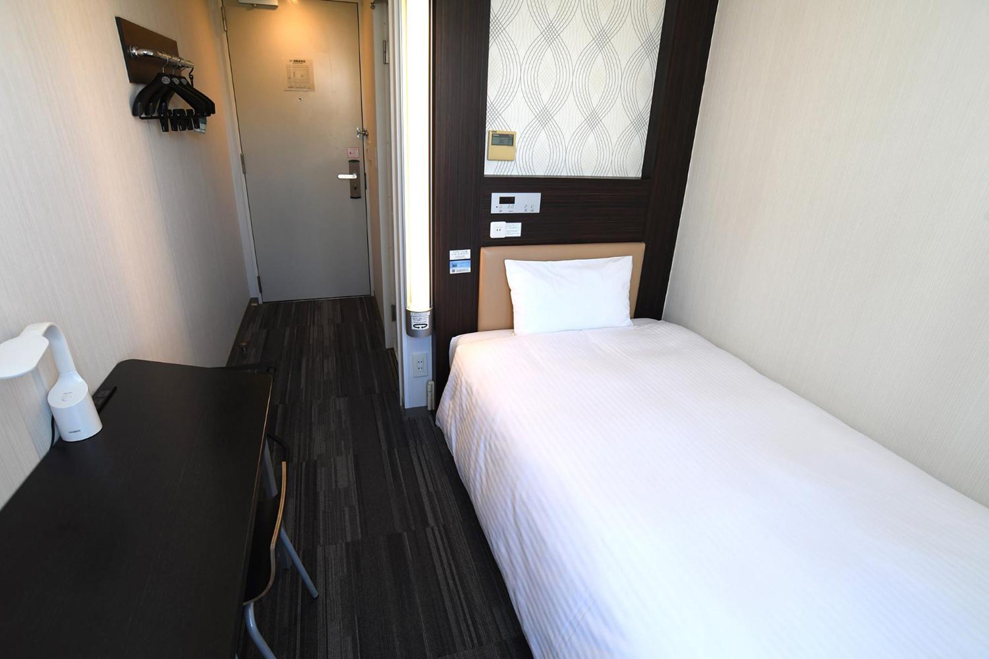 R&B Hotel Hachioji Buitenkant foto